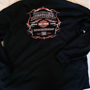 Harley Davidson black shirt